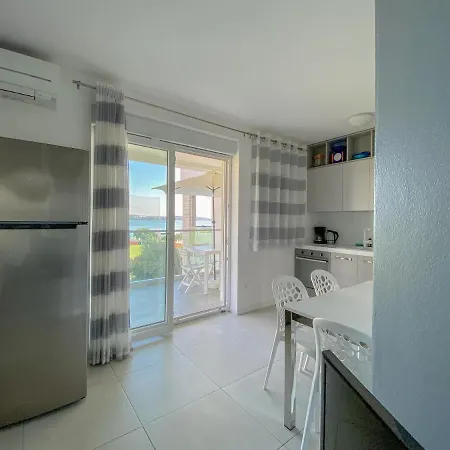 Bella Vista Apartment